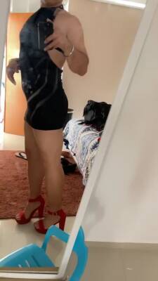 Love my shoes and dress - ashemaletube.com